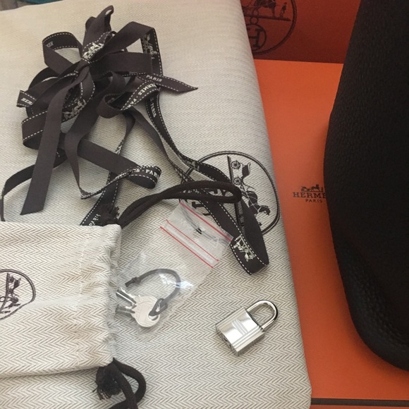 🚫Sold🚫New Authentic Hermès Picotin Lock 22 Black - Picture 2 of 4